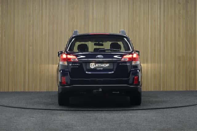 Subaru Outback (2014) thumbnail 5