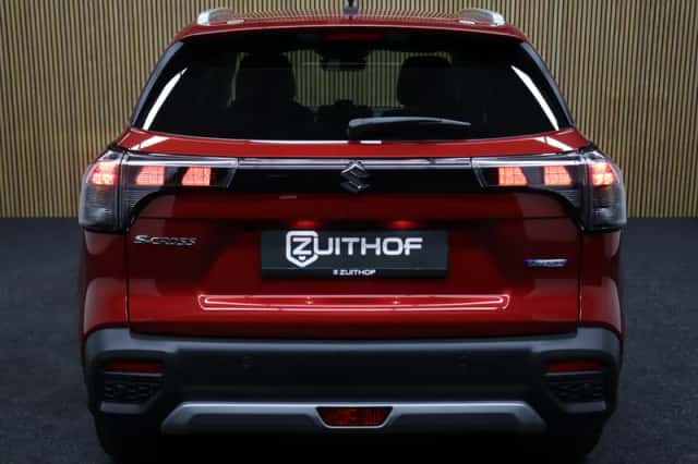 Suzuki S-Cross (2026) thumbnail 6