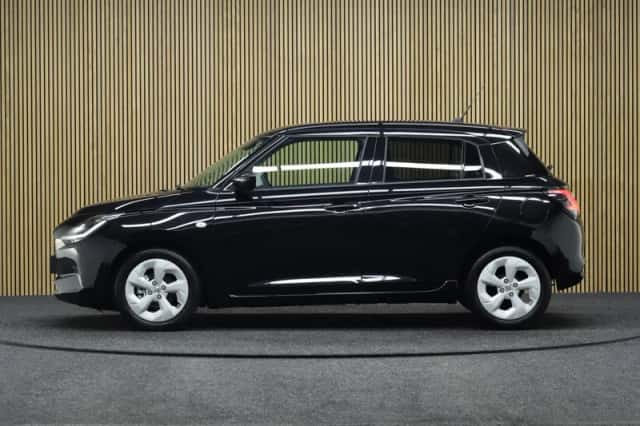 Suzuki Swift (2025) thumbnail 3