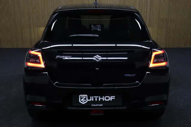 Suzuki Swift (2025) thumbnail 6
