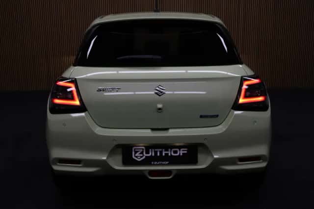 Suzuki Swift (2025) thumbnail 6