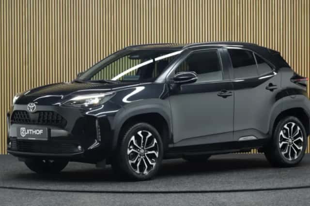 Toyota Yaris (2024) thumbnail 1