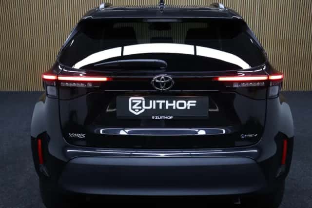 Toyota Yaris (2024) thumbnail 6