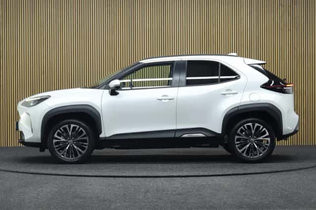 Toyota Yaris Cross (2023) thumbnail 2