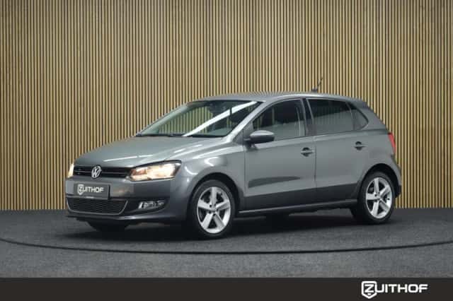 Volkswagen Polo (2014) thumbnail 1