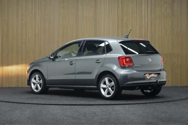 Volkswagen Polo (2014) thumbnail 3