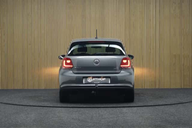 Volkswagen Polo (2014) thumbnail 4
