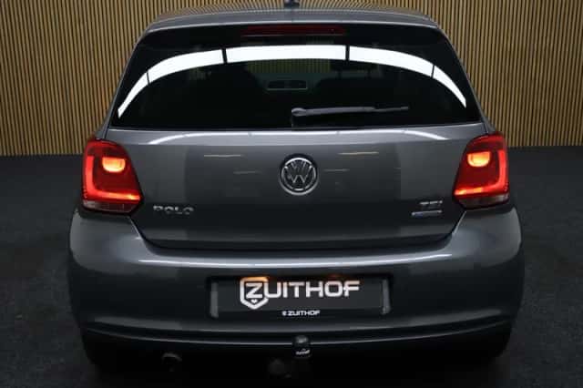 Volkswagen Polo (2014) thumbnail 5