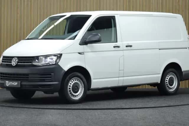 Volkswagen Transporter (2019) thumbnail 1