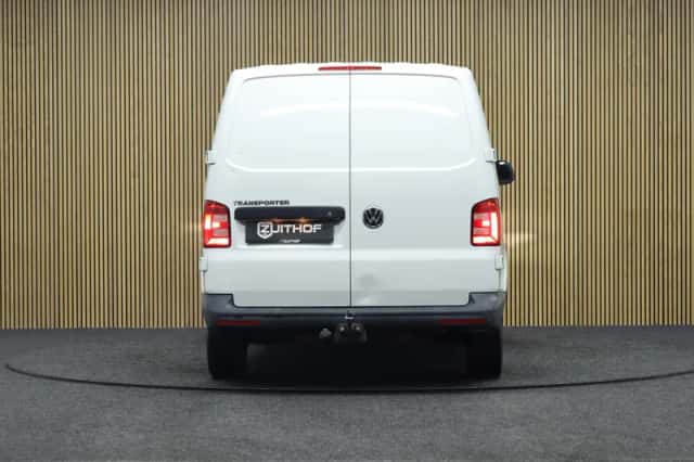 Volkswagen Transporter (2019) thumbnail 5
