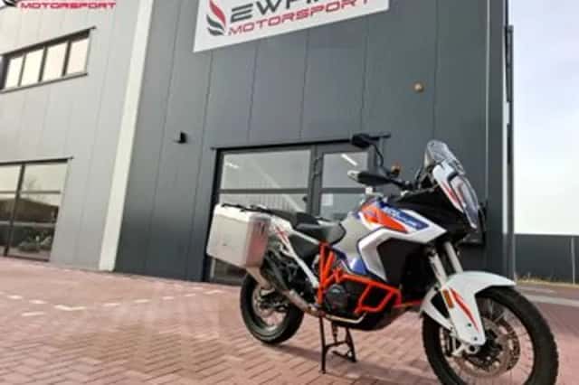 KTM 1290 (2022) thumbnail 1
