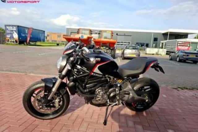 DUCATI MONSTER (2020) thumbnail 4
