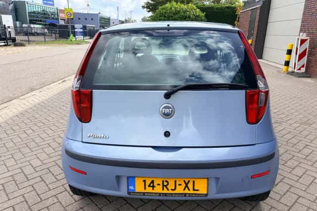 Fiat Punto (2005) thumbnail 5
