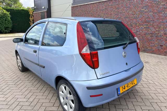 Fiat Punto (2005) thumbnail 6