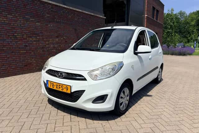 Hyundai i10 (2012) thumbnail 1