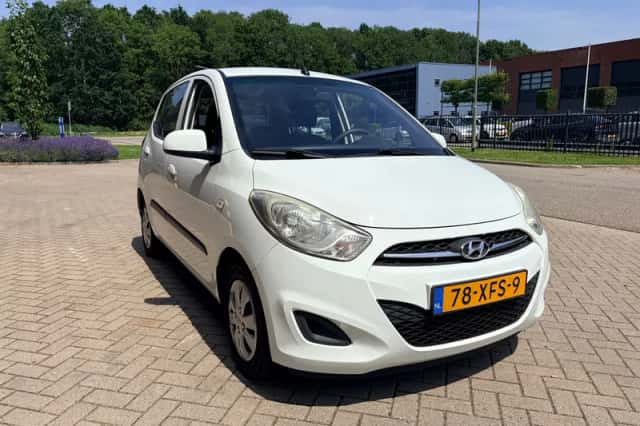 Hyundai i10 (2012) thumbnail 2