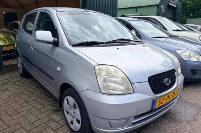 Kia Picanto (2004) thumbnail 2