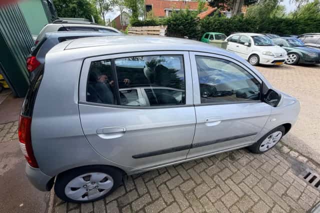 Kia Picanto (2004) thumbnail 6