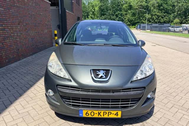 Peugeot 207 (2010) thumbnail 2