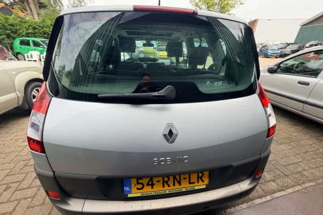 Renault Scénic (2005) thumbnail 6