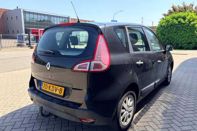 Renault Scénic (2009) thumbnail 5