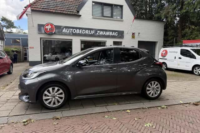 Mazda 2 Hybrid (2022) thumbnail 1