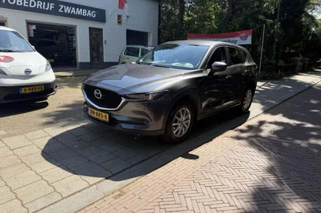 Mazda CX-5 (2017) thumbnail 3