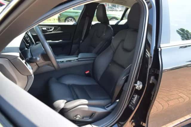 Volvo S60 (2021) thumbnail 6