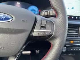 Ford Kuga (2025) thumbnail 22