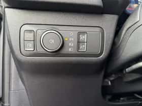 Ford Kuga (2025) thumbnail 31