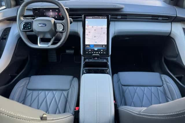 Ford Explorer (2025) thumbnail 24