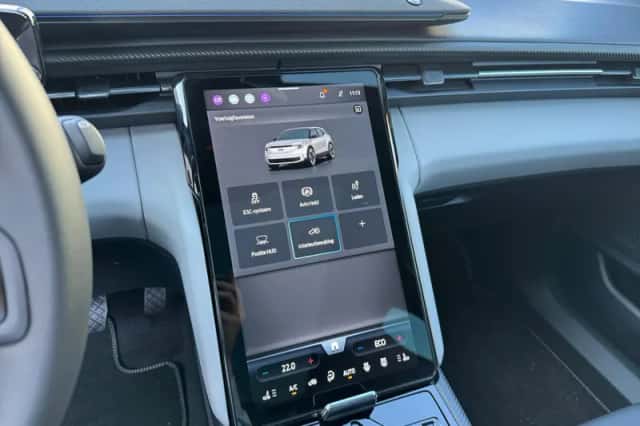 Ford Explorer (2025) thumbnail 28