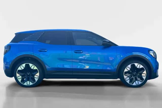 Ford Explorer (2025) thumbnail 4