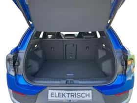 Ford Explorer (2025) thumbnail 8