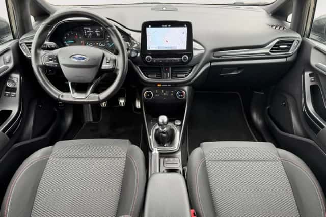 Ford Fiesta (2018) thumbnail 23