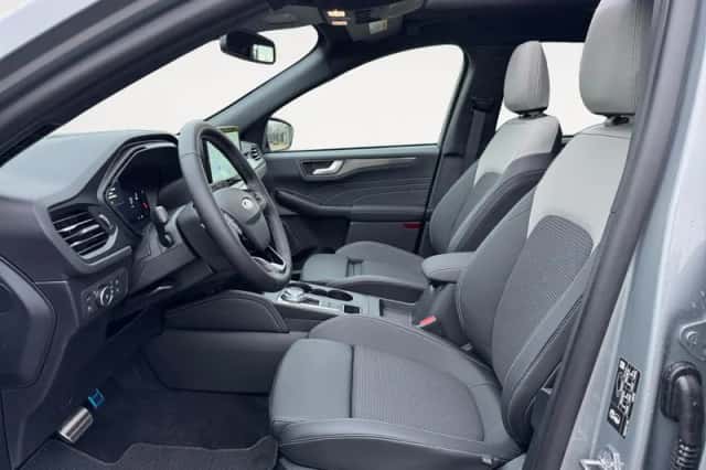 Ford Kuga (2026) thumbnail 17