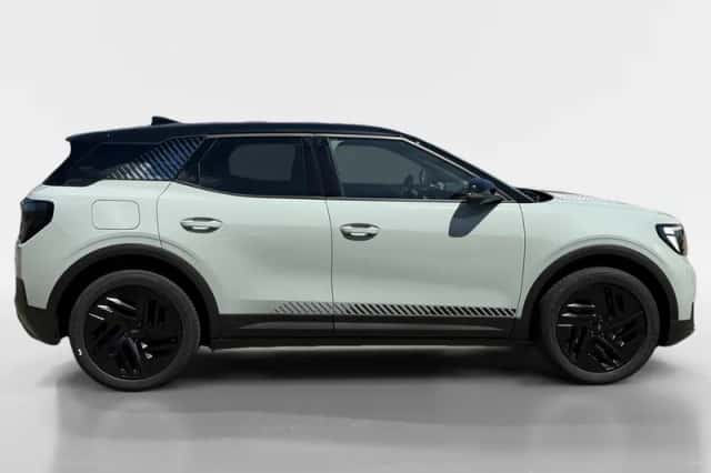 Ford Explorer (2026) thumbnail 5