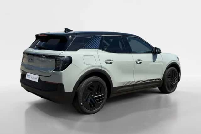 Ford Explorer (2026) thumbnail 6