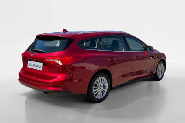 Ford Focus (2019) thumbnail 2