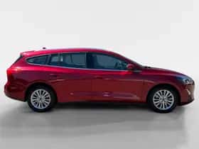 Ford Focus (2019) thumbnail 4