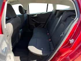 Ford Focus (2019) thumbnail 6