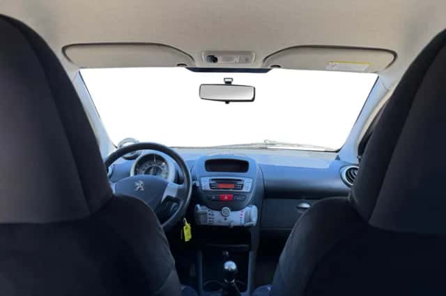 Peugeot 107 (2012) thumbnail 14