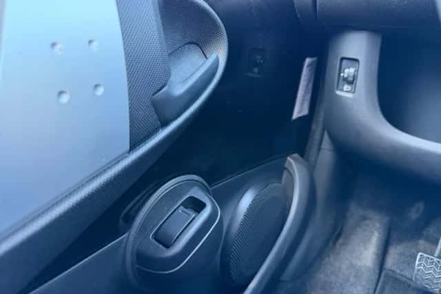 Peugeot 107 (2012) thumbnail 27