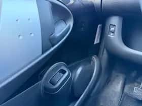 Peugeot 107 (2012) thumbnail 27