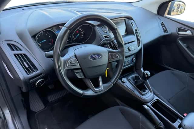 Ford Focus (2016) thumbnail 18