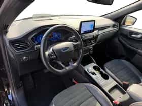 Ford Kuga (2021) thumbnail 17