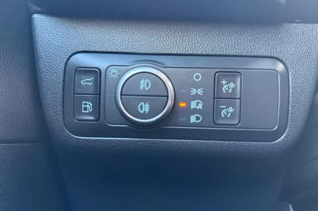 Ford Kuga (2021) thumbnail 26
