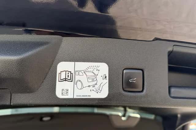 Ford Kuga (2021) thumbnail 36