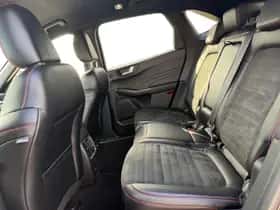 Ford Kuga (2021) thumbnail 5
