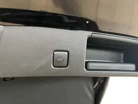 Ford Kuga (2025) thumbnail 18